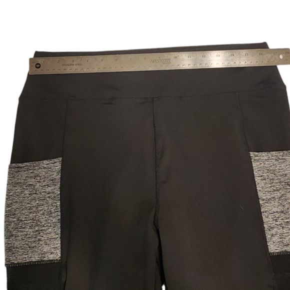 Set of 2 Leggings Women's 2XL with Pockets Black and Black/ Gray - Picture 10 of 10